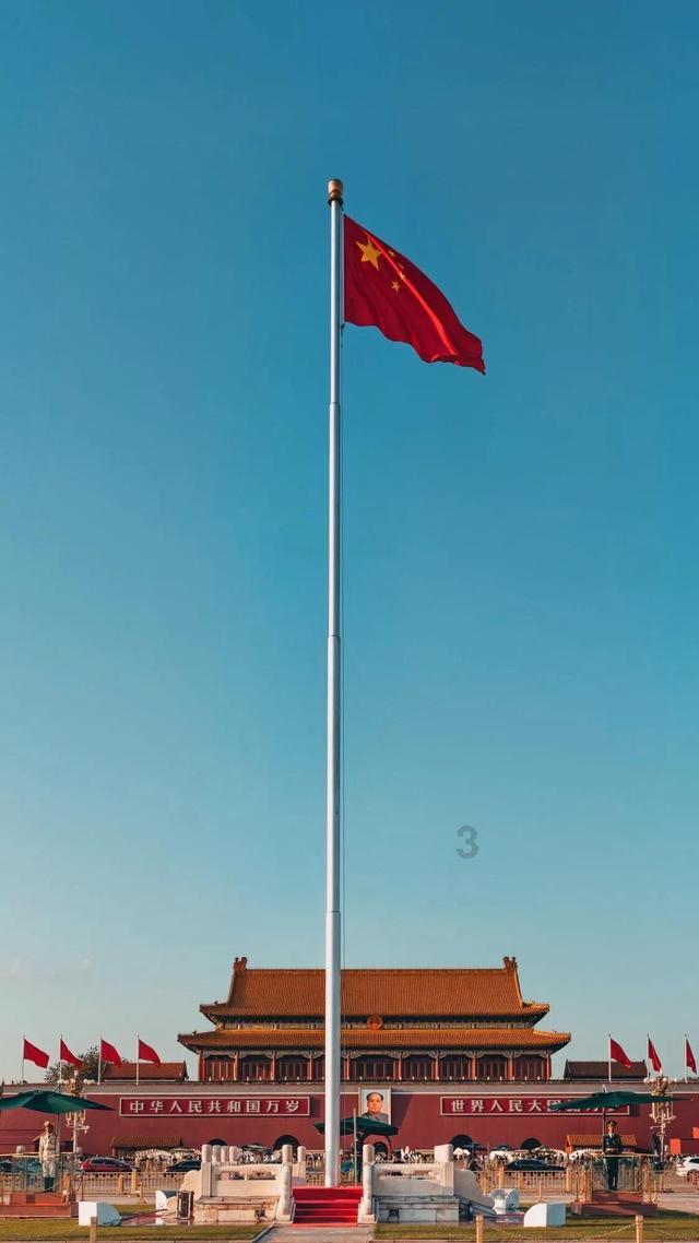 我老公比我大三十岁，他女儿u和我差不多大，我生日她女儿送我的蛋糕，怎么样啊？