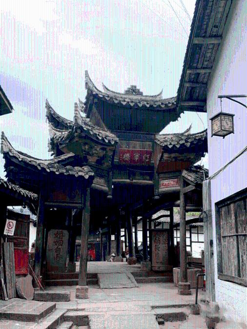 贵都社区:巾帼送温暖 温馨又暖“新”